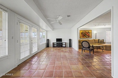 Embrace the Sun City lifestyle in this charming 2BR/2BA home! - photo 20