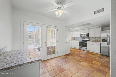Embrace the Sun City lifestyle in this charming 2BR/2BA home! - photo 21