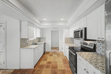 Embrace the Sun City lifestyle in this charming 2BR/2BA home! - photo 23