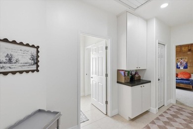 Your own endless summer starts here. Situated on a cul-de-sac - photo 27