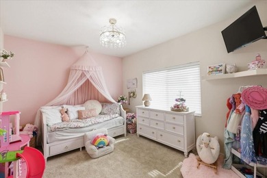 Your own endless summer starts here. Situated on a cul-de-sac - photo 28