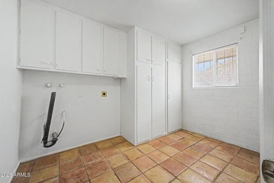 Embrace the Sun City lifestyle in this charming 2BR/2BA home! - photo 37