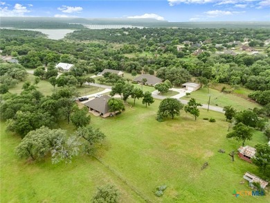 7 Acres. 100-Year Barn. Live Oaks. Legacy Property, Priced to - photo 45