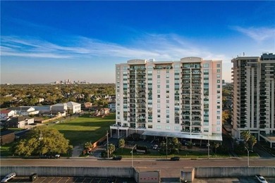 Lake Pontchartrain Condo For Sale in New Orleans Louisiana