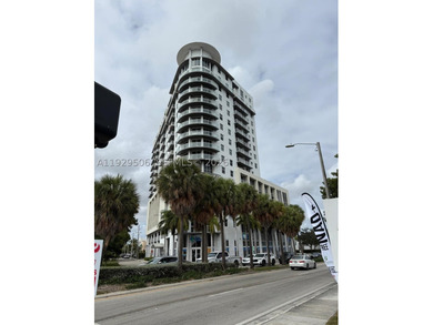 Spacious 2-bedroom, 2-bath loft-style condo in Altos de Miami - photo 3