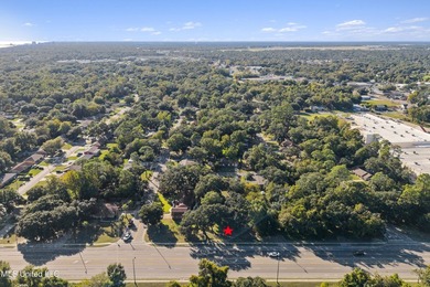 Take advantage of this prime 0.21-acre lot located on bustling - photo 7
