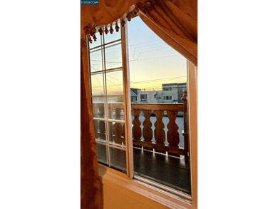 Welcome to 411 Vienna St, a unique opportunity in San - photo 5