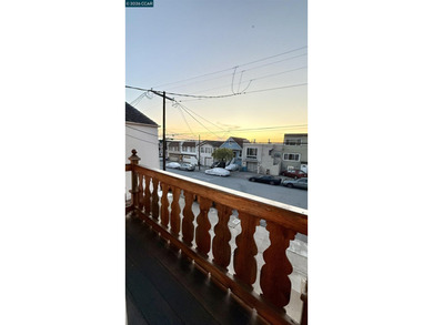 Welcome to 411 Vienna St, a unique opportunity in San - photo 6