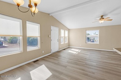 Newer Cavco 2006 home with many updates including exterior