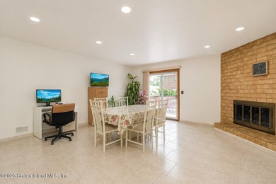 Welcome to 25 Furness Place, conveniently located in New - photo 15
