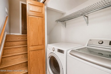 Welcome to 25 Furness Place, conveniently located in New - photo 28
