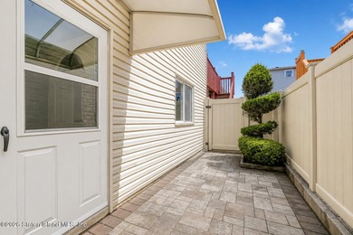 Welcome to 25 Furness Place, conveniently located in New - photo 29
