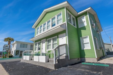 A rare coastal acquisition of this caliber, this one-of-a-kind - photo 33