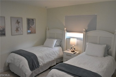 POOL HOME - SOUTHERN EXPOSURE - NO FLOOD INSURANCE REQUIRED - - photo 20