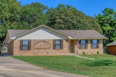 Lake Home For Sale in Lake Kiowa, Texas