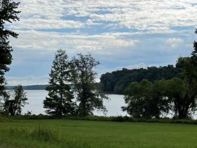 Kentucky Lake Lot For Sale in Big Sandy Tennessee