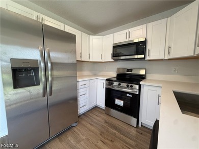 Beautiful 3 bedroom 2 bath CBS home on oversized waterfront lot - photo 6