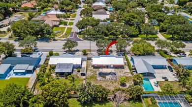 The perfect Handy-man special with a 10,000 sqft lot. Amazing - photo 7
