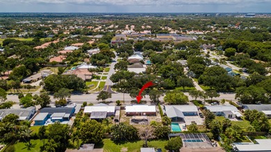 The perfect Handy-man special with a 10,000 sqft lot. Amazing - photo 8