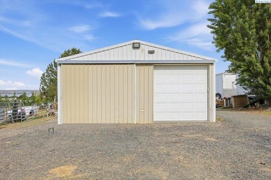 MLS# 292953 Private 5-acre rural retreat, sweeping river views - photo 17