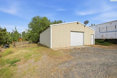 MLS# 292953 Private 5-acre rural retreat, sweeping river views - photo 18