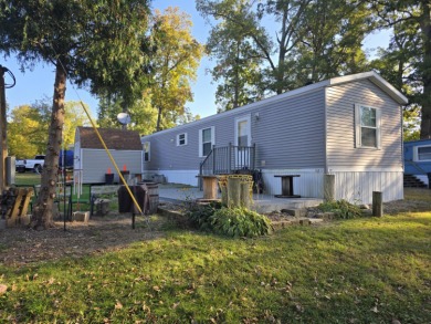 Lake Home For Sale in North Webster, Indiana