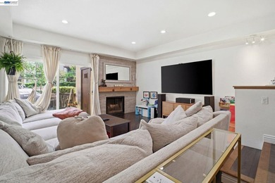 Open House, May 24th 1:00-3:00pm!! Spacious townhouse-style - photo 3