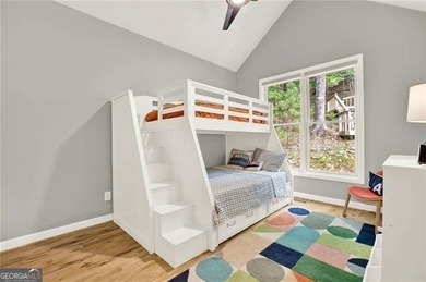 Spectacular sunsets on this breathtaking lakefront escape! This - photo 29