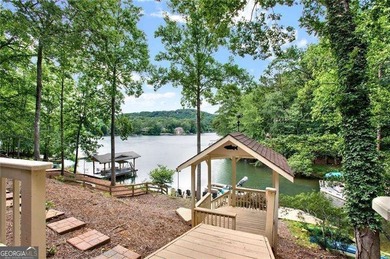 Spectacular sunsets on this breathtaking lakefront escape! This - photo 39