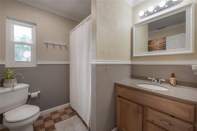 Welcome to this charming 2-bedroom, 1-bathroom home in the - photo 6