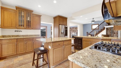 Lakefront Living at Lake of the Woods; your chance to own a true - photo 8