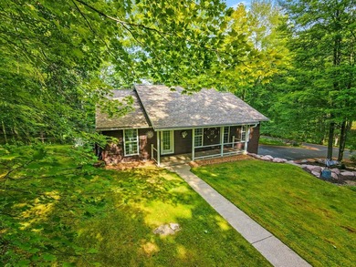 Situated on beautiful McCauslin Brook Golf Course, this well - photo 1