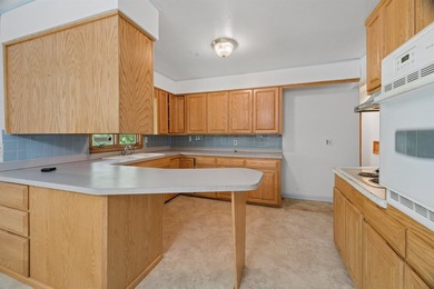 Amazing opportunity on 1.25+/- acres to make this one your own - photo 7