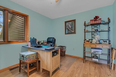 Welcome home to this beautiful 4-bedroom, 3-bathroom residence - photo 13