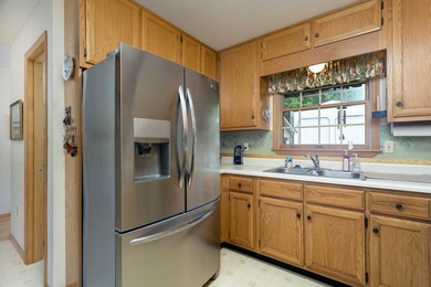 Watts Bar Lake - Year-Round Waterfront Living! Affordable - photo 14