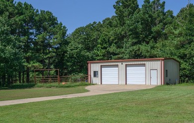 Welcome to this stunning Southern estate on 20 picturesque acres - photo 5