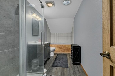 Welcome home to this beautiful 4-bedroom, 3-bathroom residence - photo 15