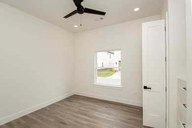 Welcome to 312 Gardens Lane, your dream home nestled in the - photo 21