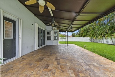 Country Lakes in Miramar, FL. Offering 2,504 square feet of - photo 42