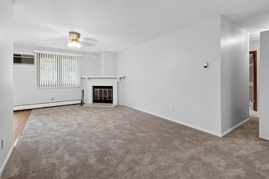 Move-in ready and recently refreshed, this spacious 2-bedroom - photo 4