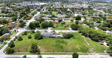 Development Opportunity - Zoning allows for up to 18 residential - photo 6