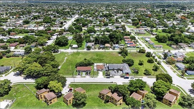 Development Opportunity - Zoning allows for up to 18 residential - photo 8