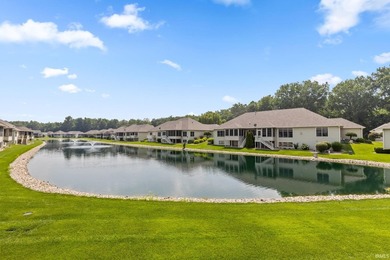 Welcome to effortless living in the desirable River Park Villas! - photo 4