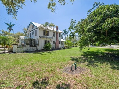 Historic Seminole Park gem in the heart of Fort Myers, just