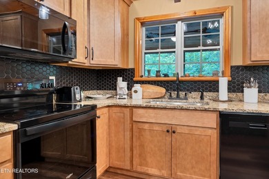 REDUCED $39,100.00! This mountain home has been renovated inside - photo 12