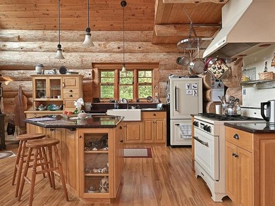 Breath taking beauty abounds with this private peninsula of 90 - photo 12