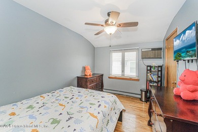 Welcome to 190 Sandalwood Drive in Great Kills. This - photo 17