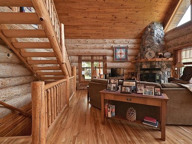 Breath taking beauty abounds with this private peninsula of 90 - photo 20