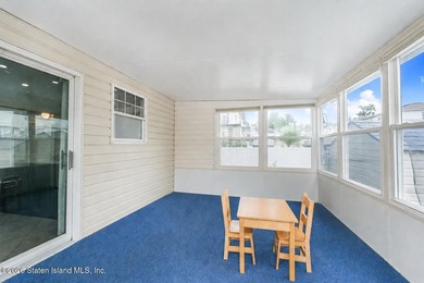 Welcome to 190 Sandalwood Drive in Great Kills. This - photo 21
