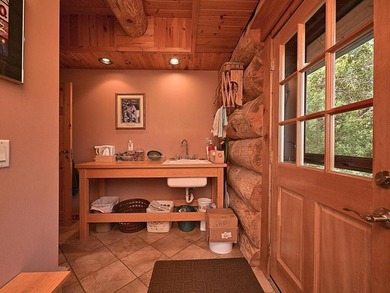 Breath taking beauty abounds with this private peninsula of 90 - photo 23